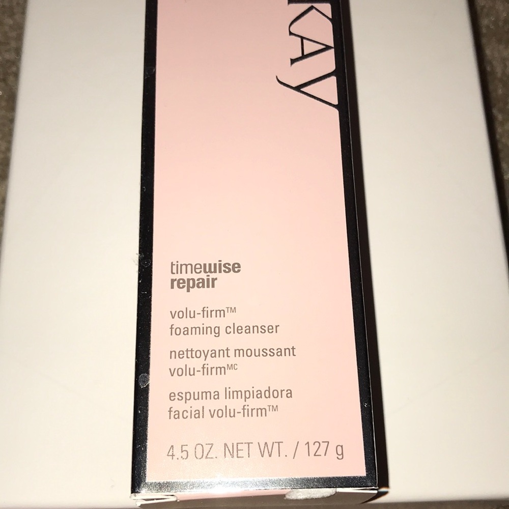 Timewise repair volu-firm foaming cleanser